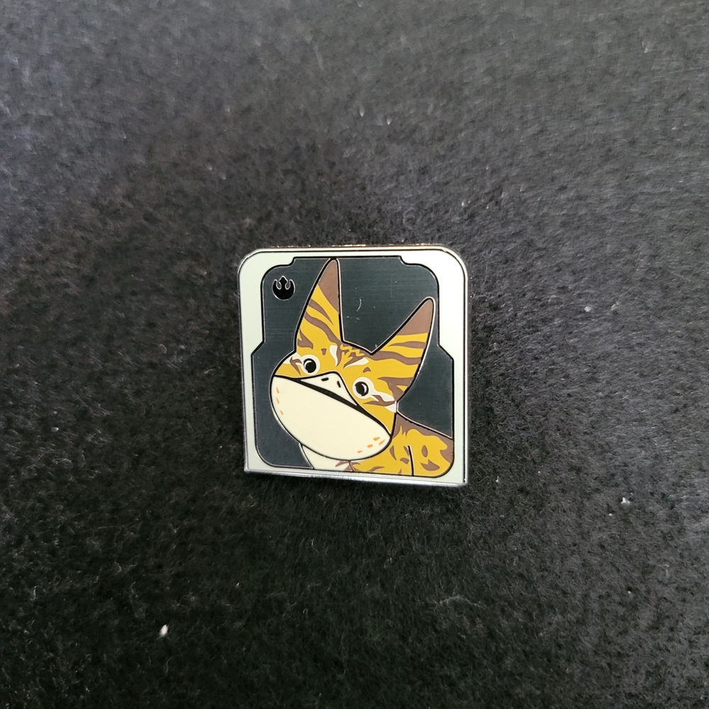 Disney Star Wars Silver & Black Enamel Pin Back